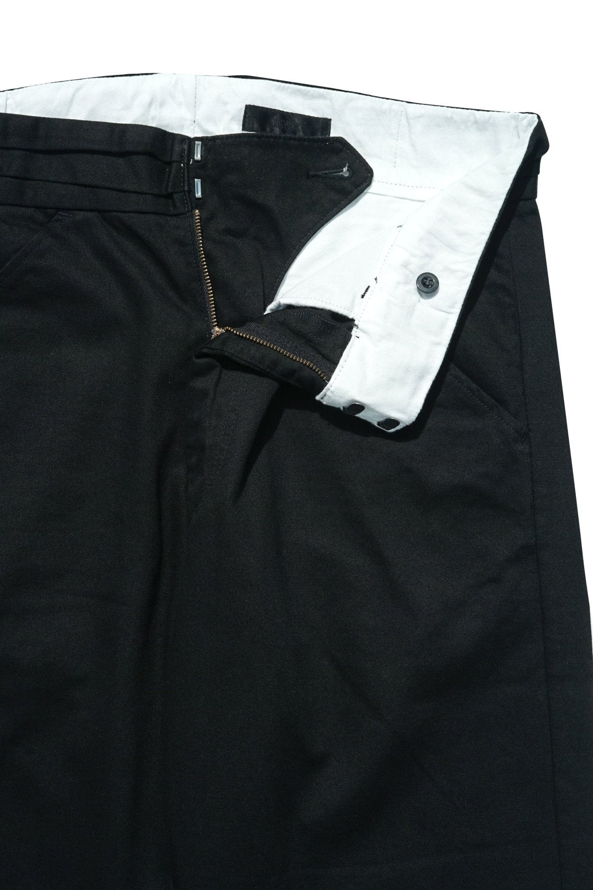 JOSWICK NEW YORK - PINTACK PANTS - BLACK