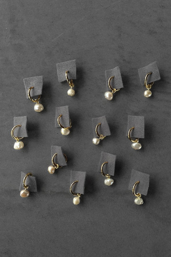 MERCERIE GRAIN D’AILE - RIVER PEARL EARRING