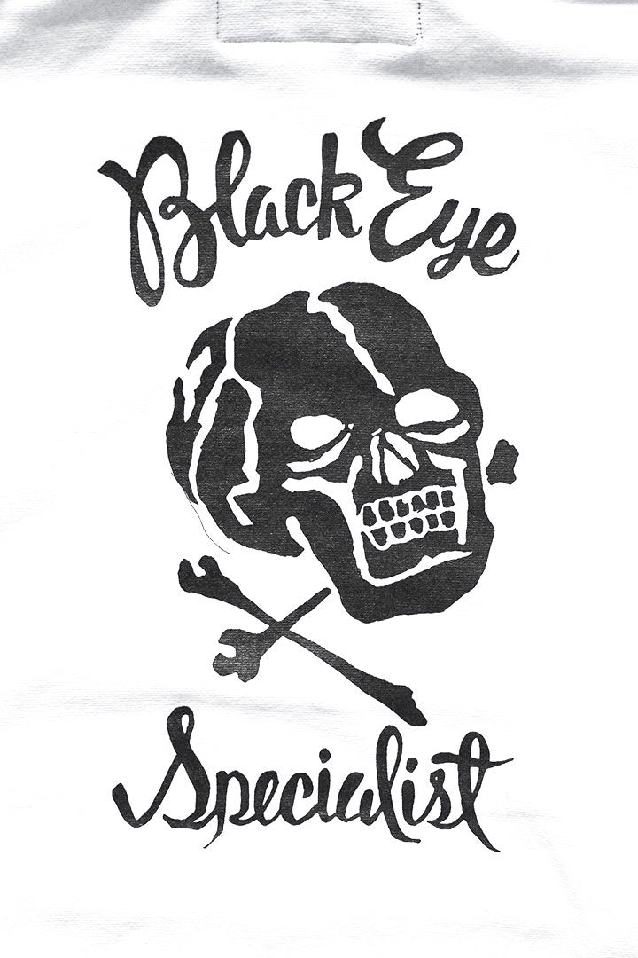 BILLBOARD - HOODED SWEAT "BLACK EYE SPECIALIST" - WHITE