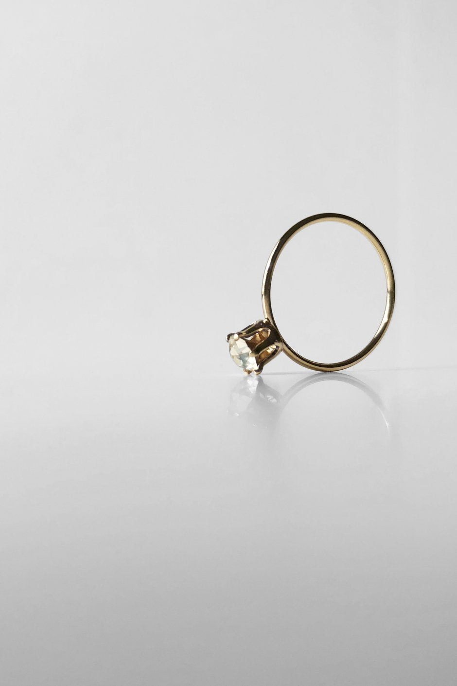 MERCERIE GRAIN D’AILE - 20th C. CUT GLASS Ring L - #10