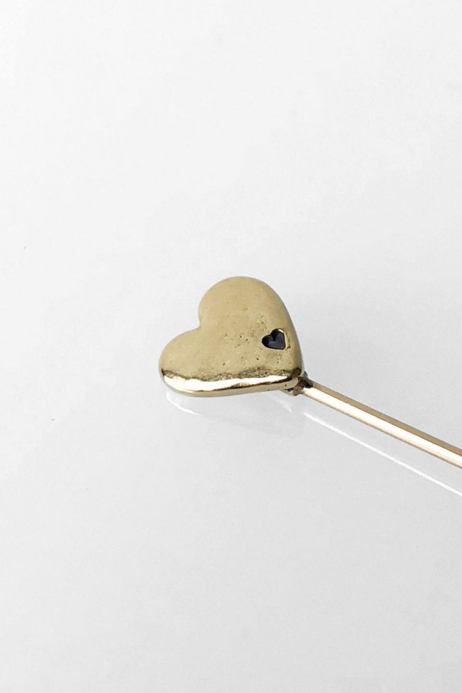 Porter Classic - CLASSICGENTLEMAN HEART PIN - GOLD