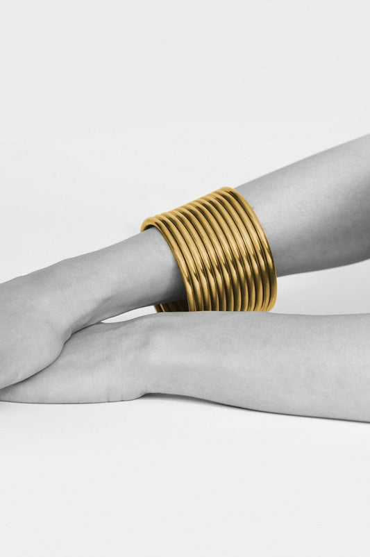 8UEDE - LAWY COILING BANGLE - GOLD