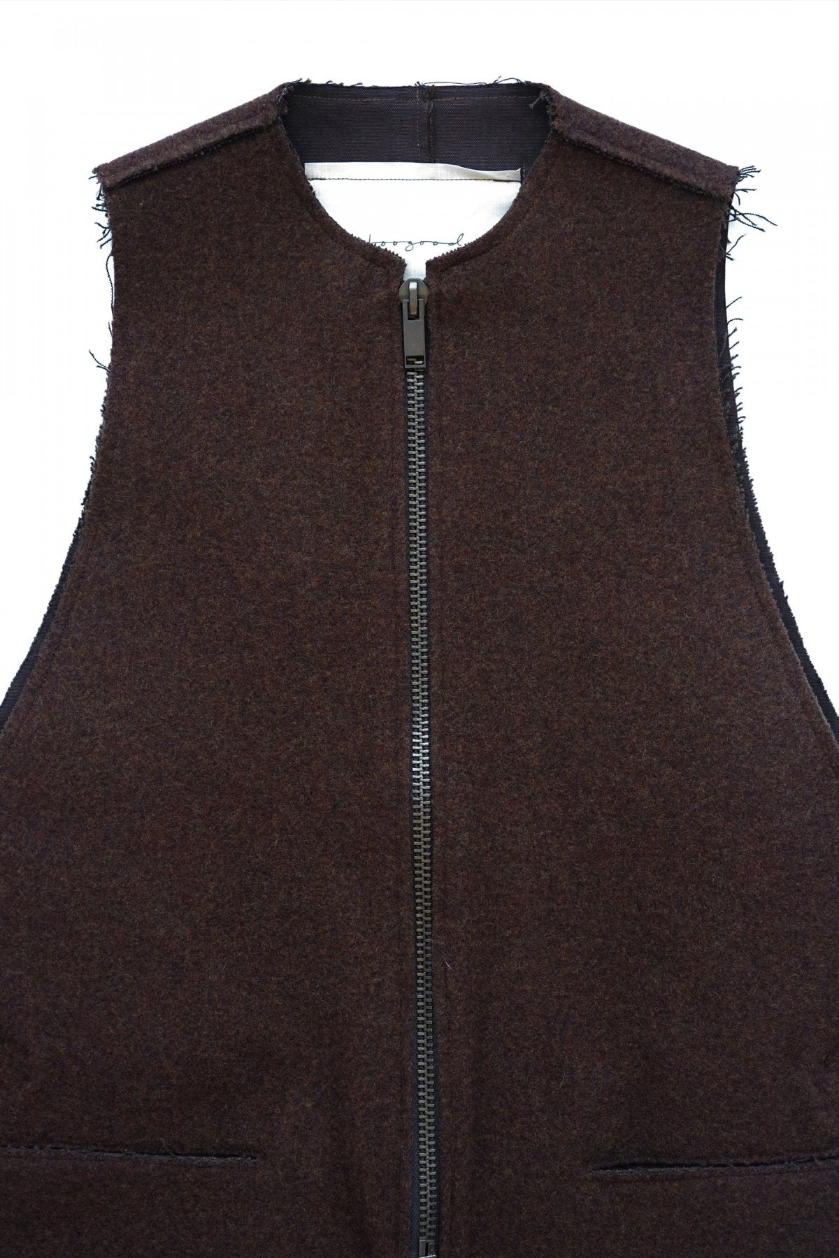 toogood - THE ANTIQUE DEALER GILET - SOFT LAMBSWOOL - PEAT