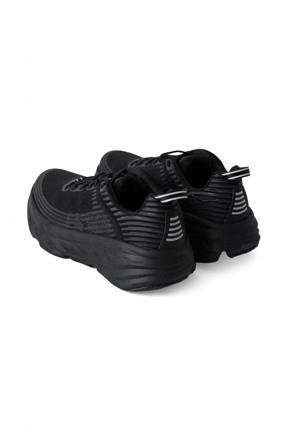 HOKA ONE ONE - BONDI 6 - BLACK / BLACK