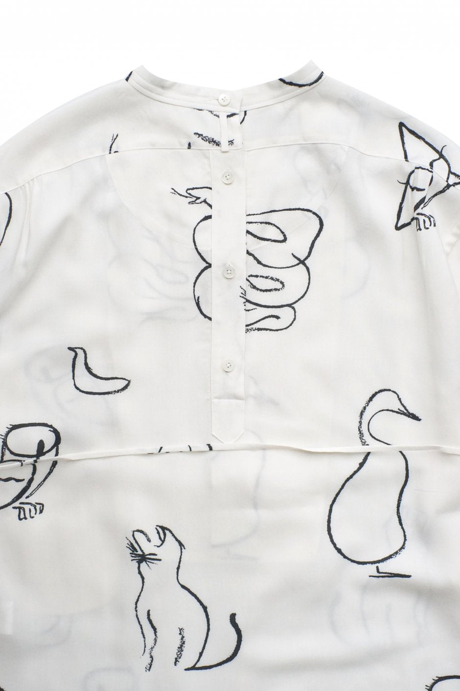 WRYHT - BACK-PLACKET BAND COLLER LONG SHIRTS - WHITE "DRAWING"