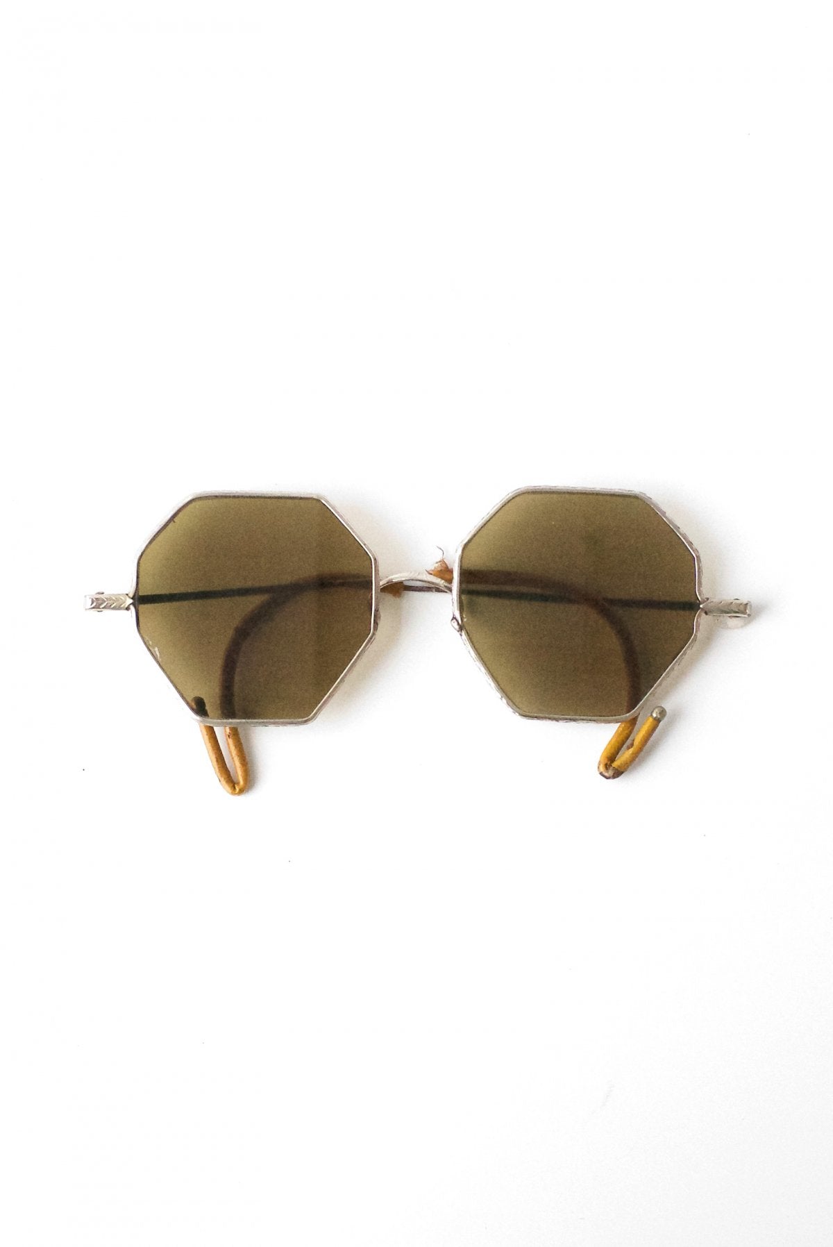 1940s USA ANTIQUE METAL OCTAGON SUNGLASS - OPT-293