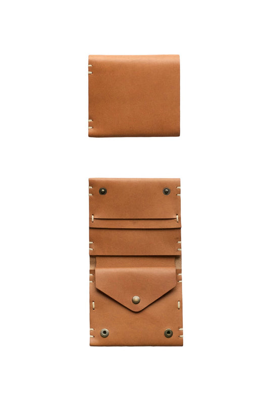 FEIT - HAND SEWN SQUARE BIFOLD - TAN