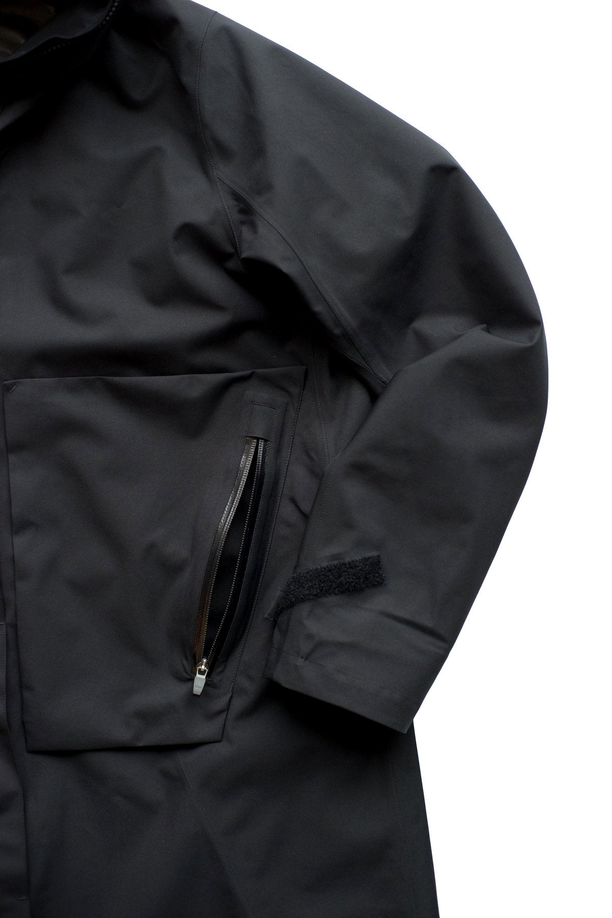 ACRONYM - J61-GTV / 2.5L Gore-Tex Interops Parka - BLACK