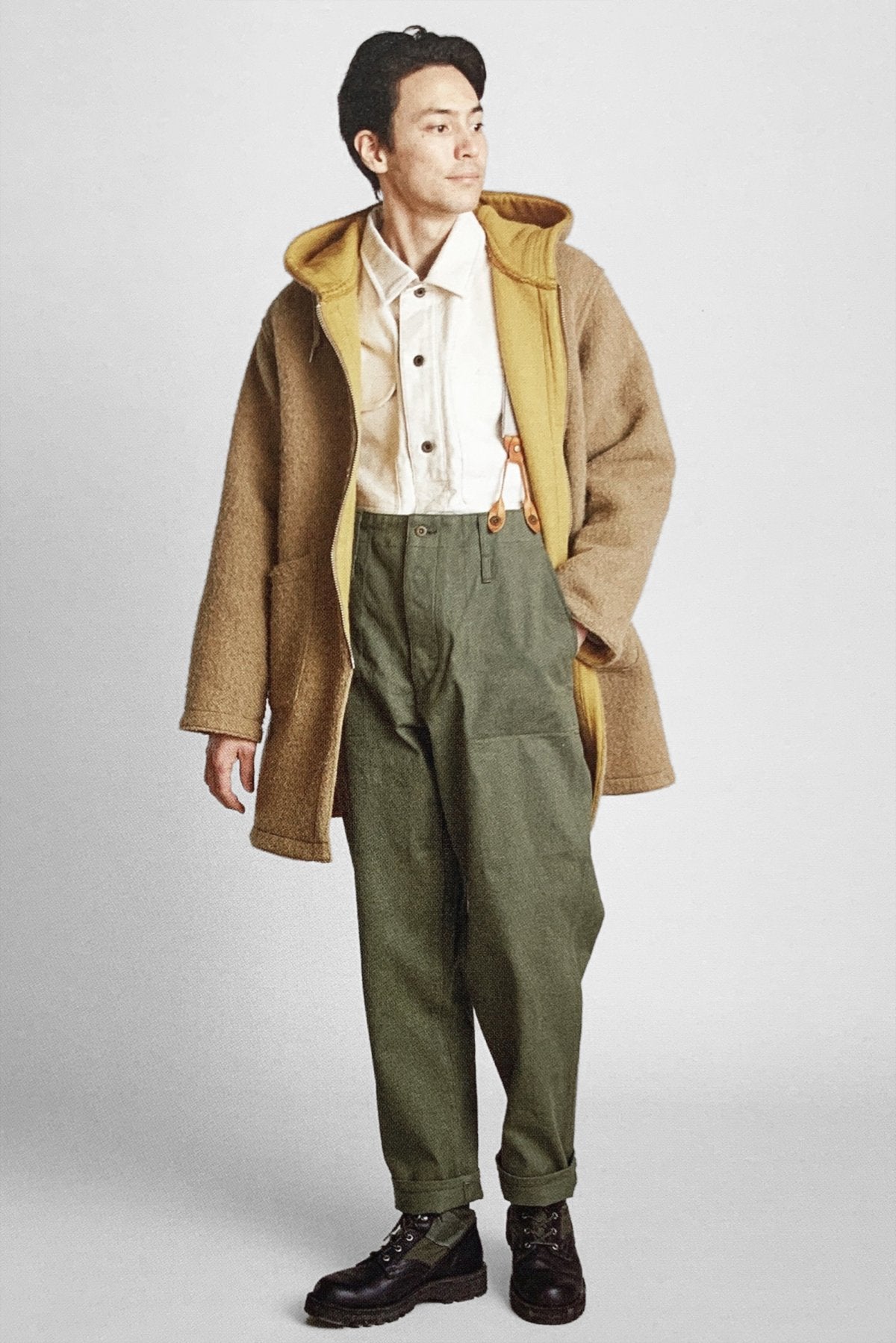 Nigel Cabourn - REVERSIBLE WARM UP COAT - BEIGE