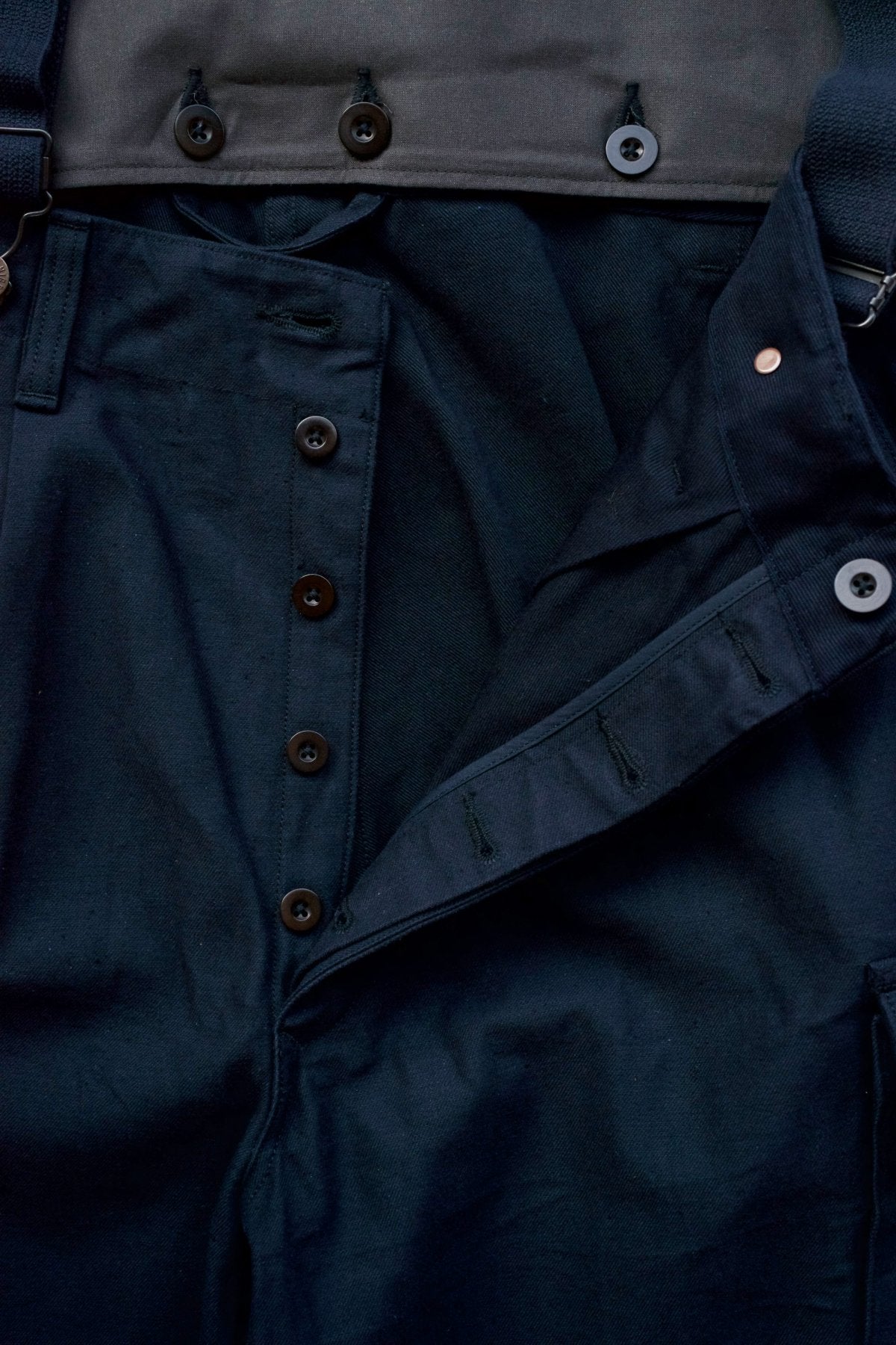 Nigel Cabourn - GERMAN ARMY SUSPENDER PANT - NAVY