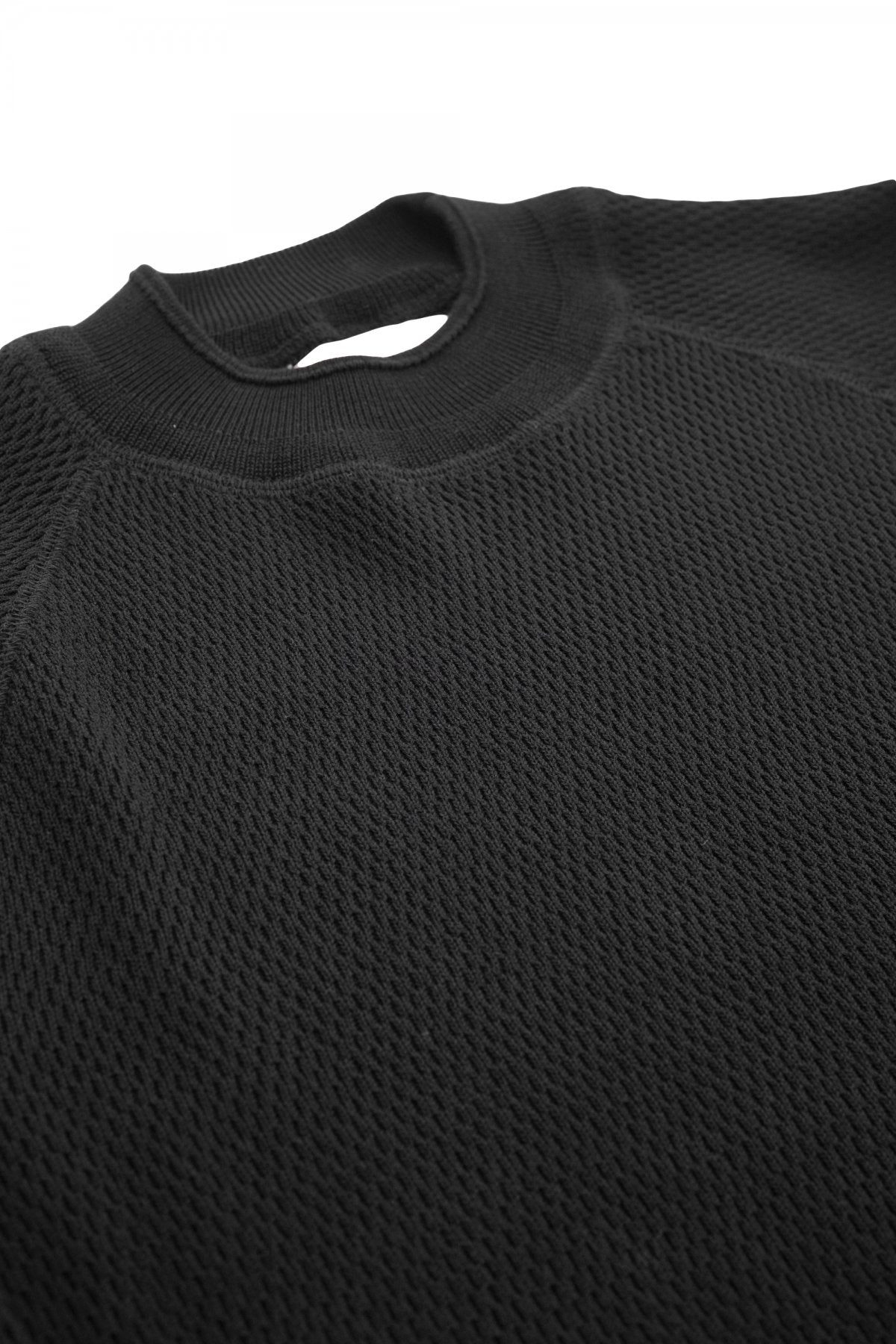 OLD JOE - HARD TWIST HONEYCOMB WUFFLE MOCK-NECK - BLACK