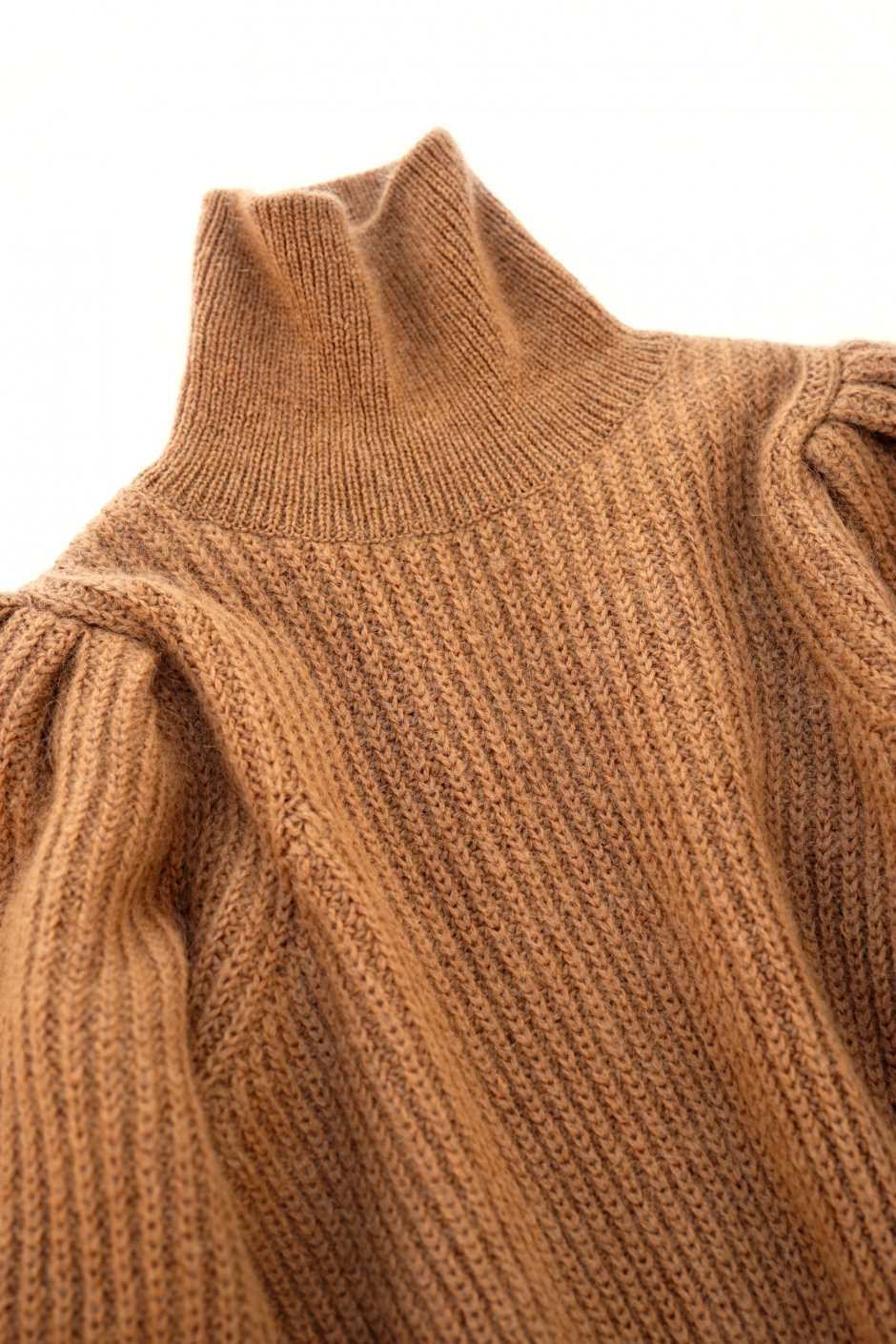 WRYHT - MOHAIR GATHERED SLEEVE TOPS - BISQUE