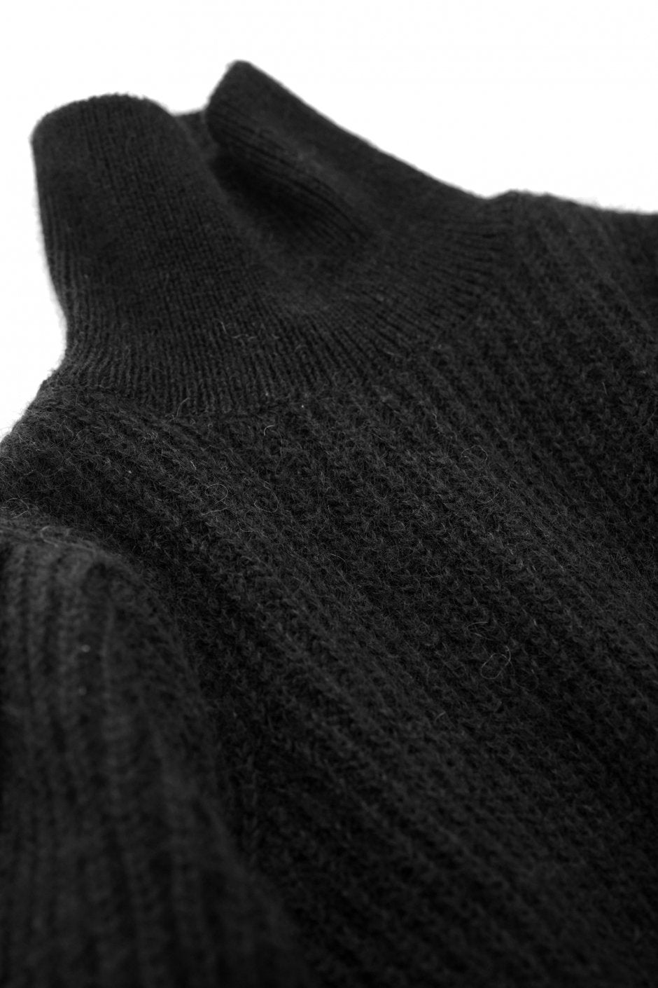 WRYHT - MOHAIR GATHERED SLEEVE TOPS - GRAPHITE