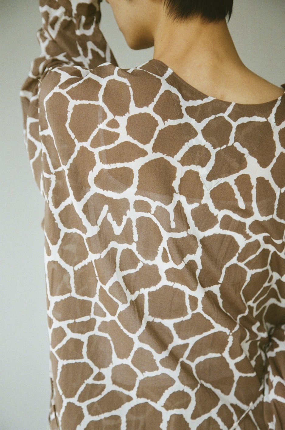 WRYHT - SLIT NECK PAJAMA DRESS - GIRAFFE ESPRESSO