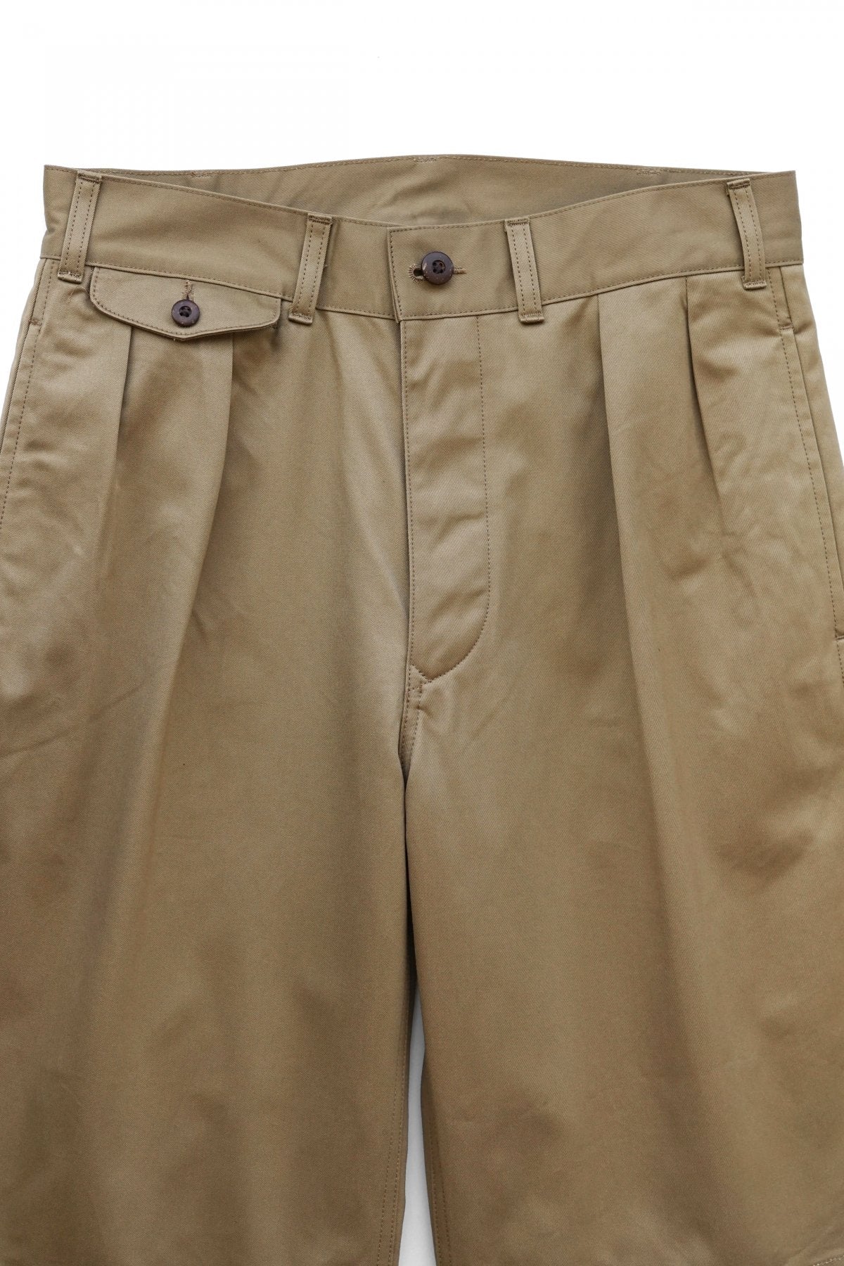 Nigel Cabourn - OFFICERS SHORT CHINO - BEIGE