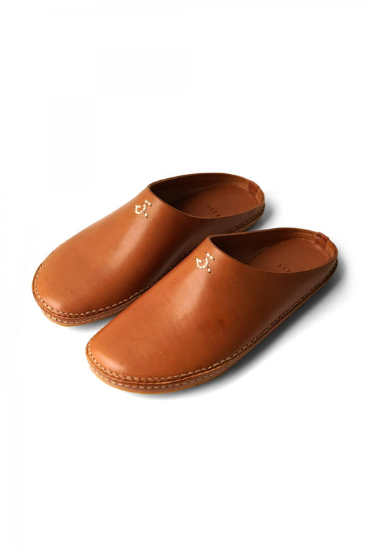 FEIT ★★★ - EXCLUSIVE ふ EMBROIDERY OUTDOOR SLIPPER - TAN