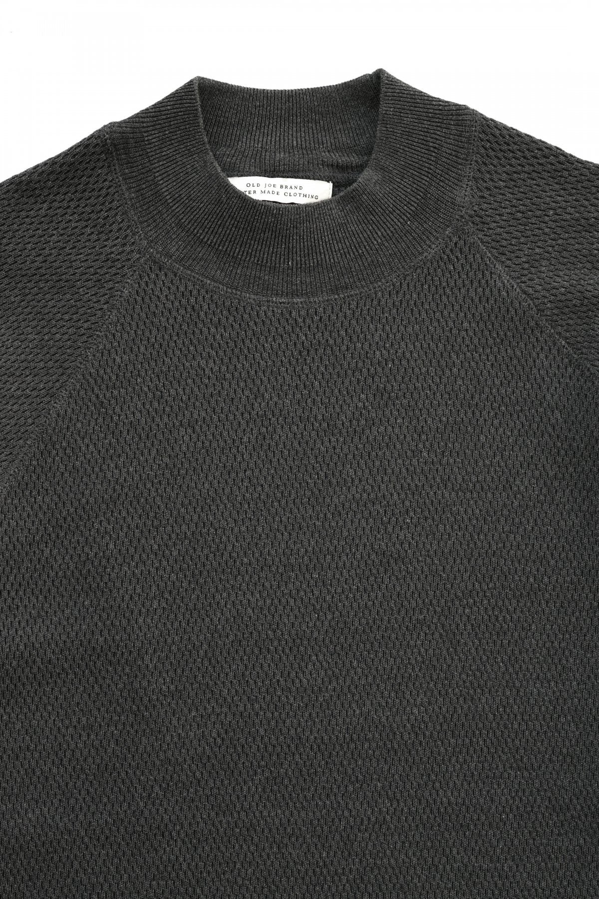 OLD JOE - HARD TWIST HONEYCOMB WUFFLE MOCK-NECK - GRAPHITE