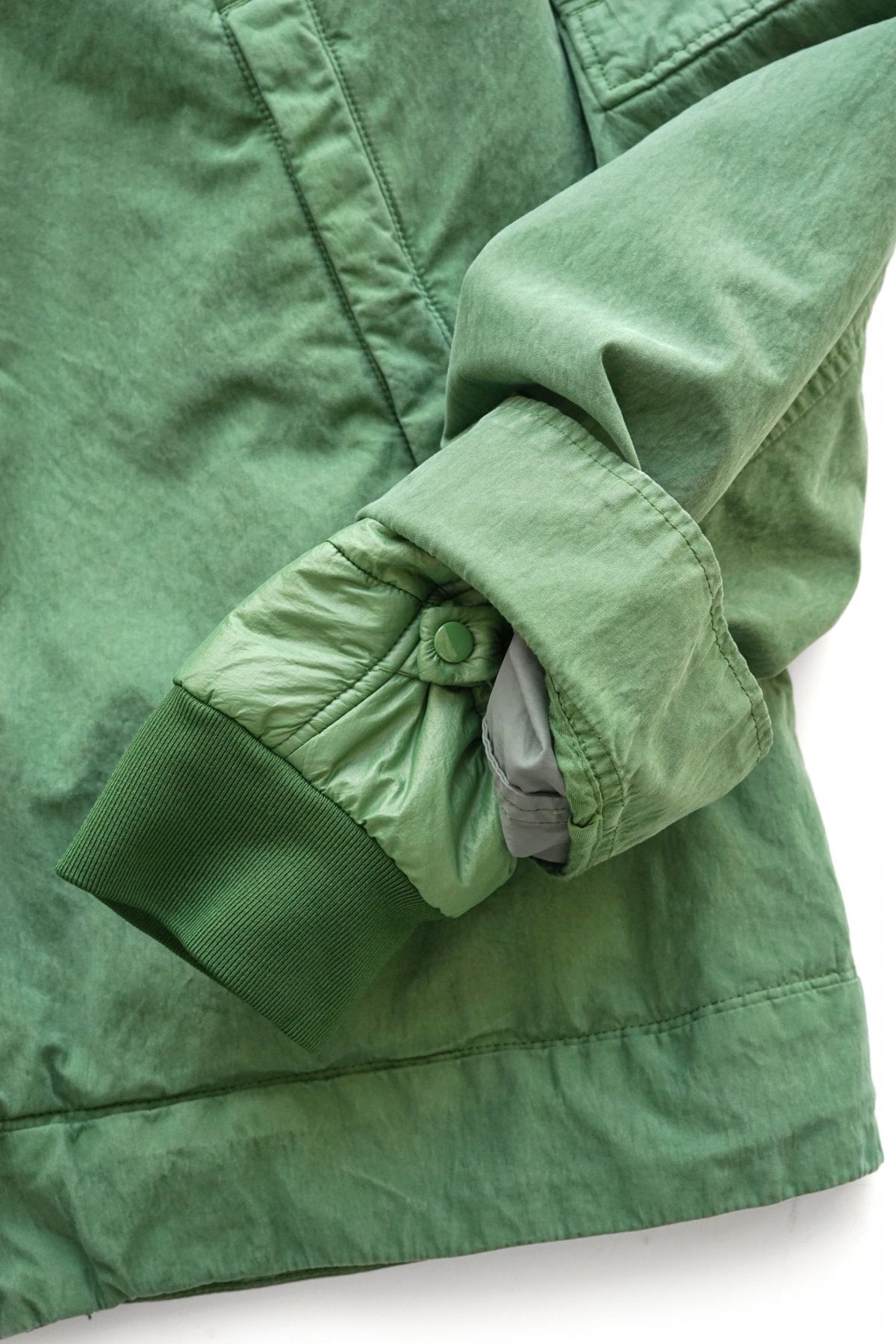 C.P.COMPANY - 50 FILI PLATED JACKET - ELM GREEN