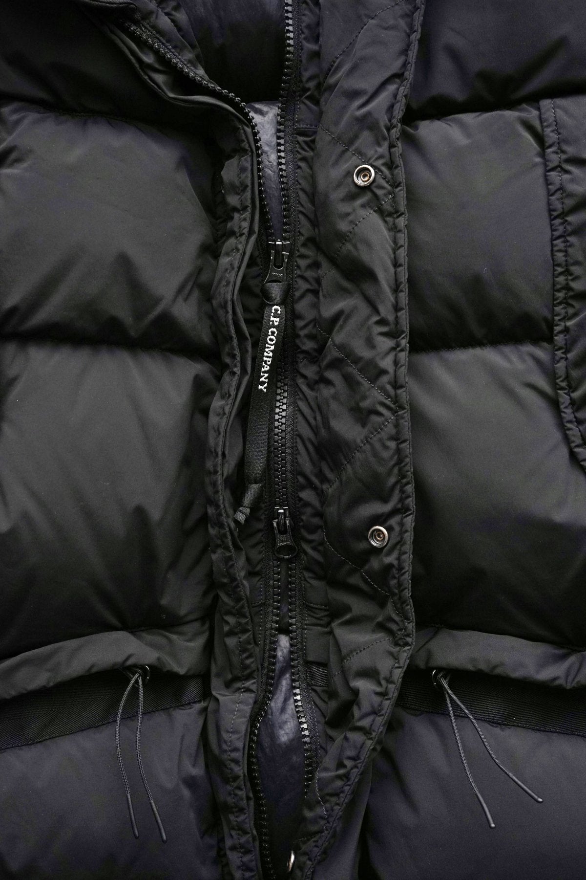 C.P.COMPANY - NYCRA-R DOWN PARKA - BLACK