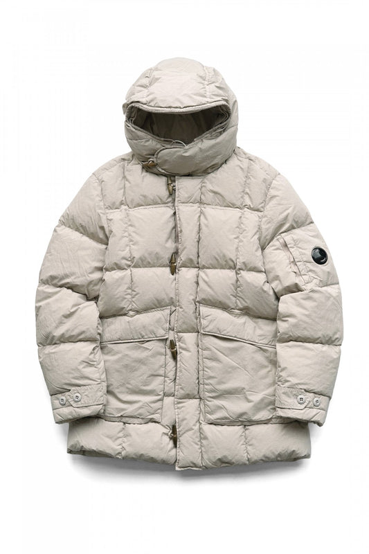 C.P. COMPANY - FLATT NYLON DOWN JACKET - SAND SHELL