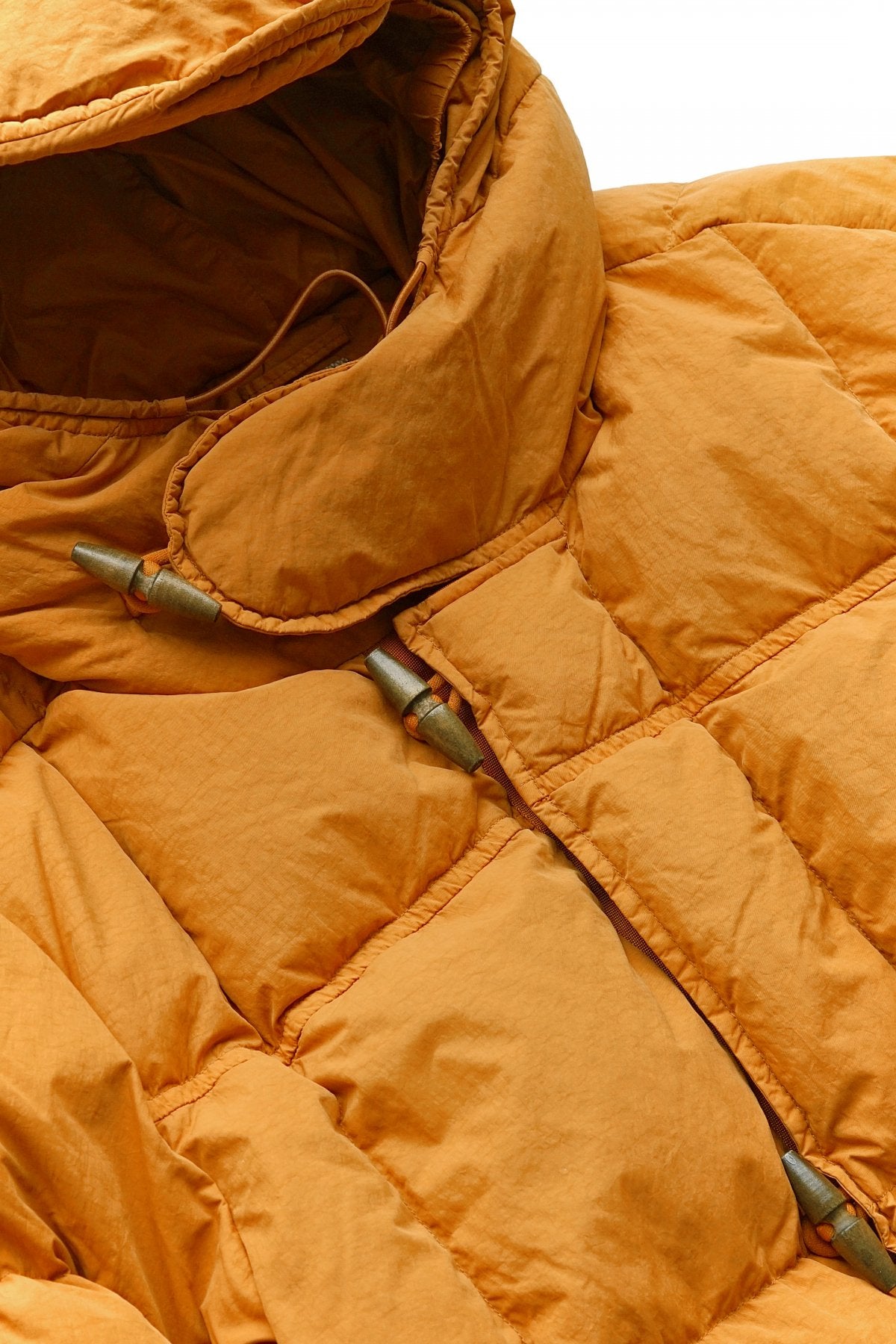 C.P. COMPANY - FLATT NYLON DOWN JACKET - DESERT SUN