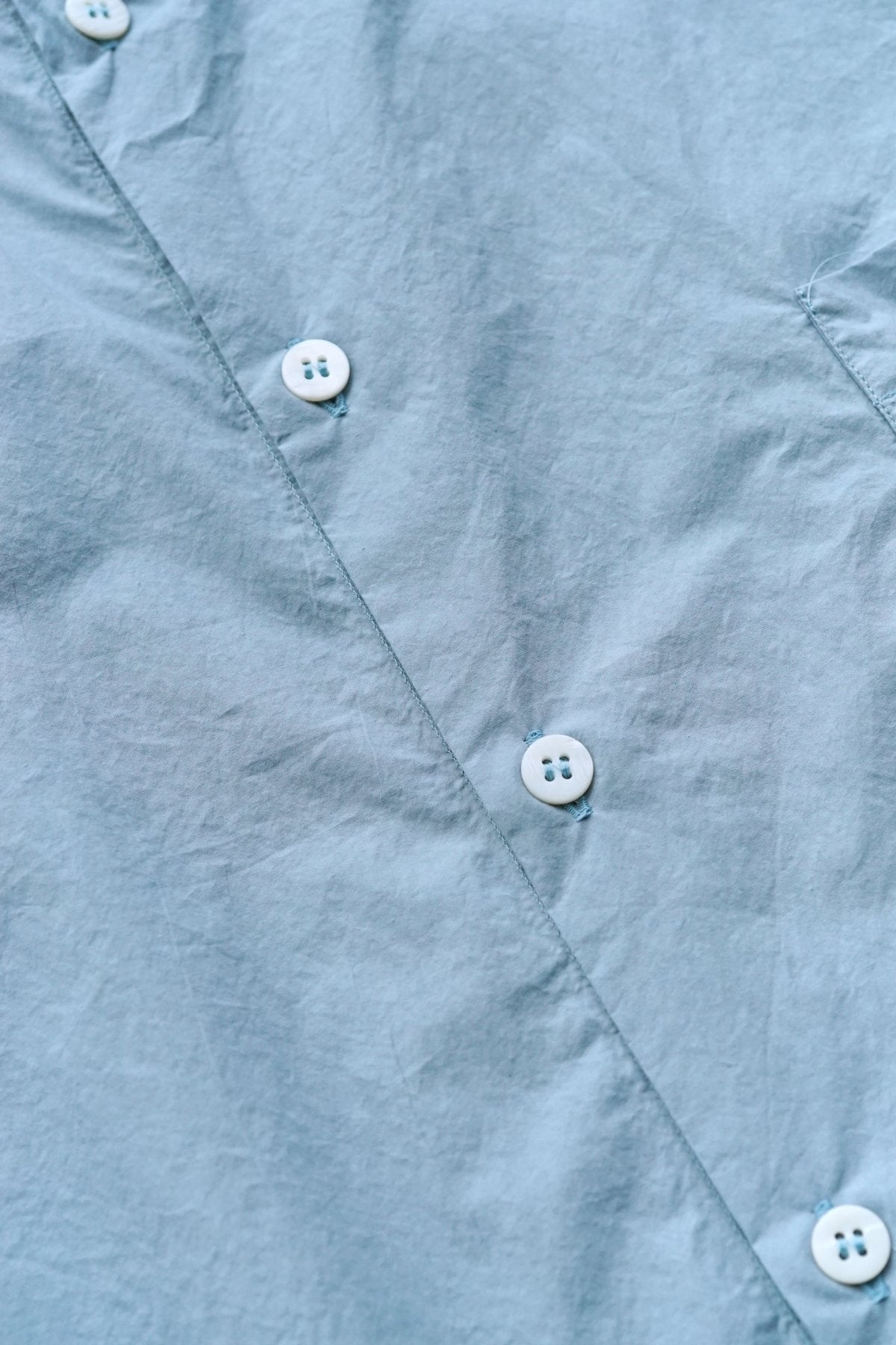 Bergfabel - FARMER SHIRT WITH POCKET - LIGHT BLUE