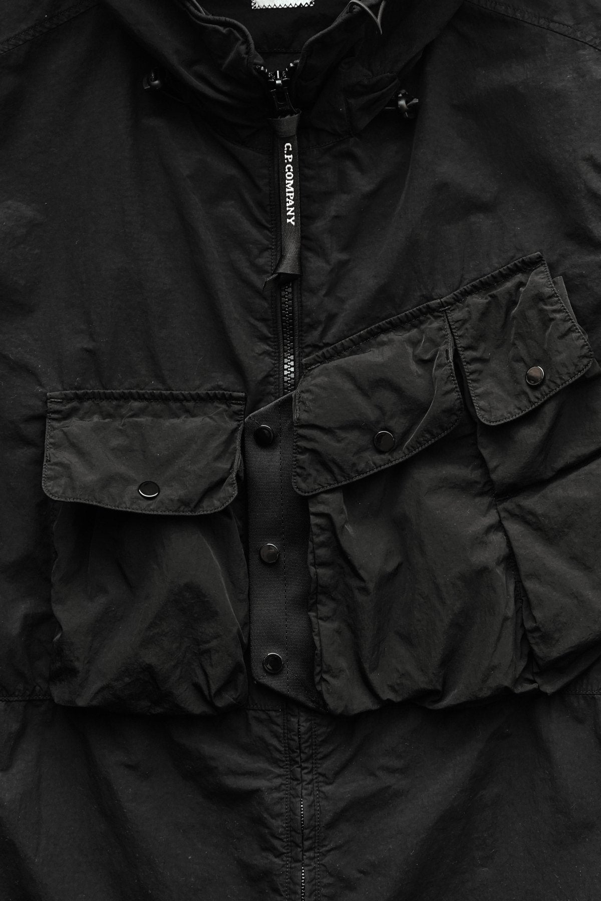 C.P. COMPANY - FLATT NYLON MIXED HOODED OVERSHIRT - BLACK