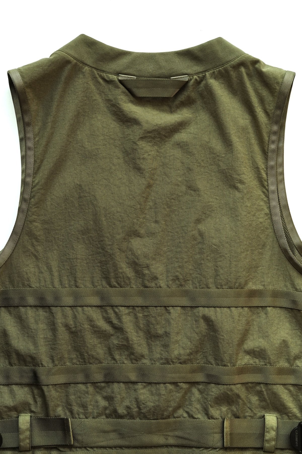 C.P. COMPANY - TAYLON P MIXED UTILITY VEST - BURNT OLIVE