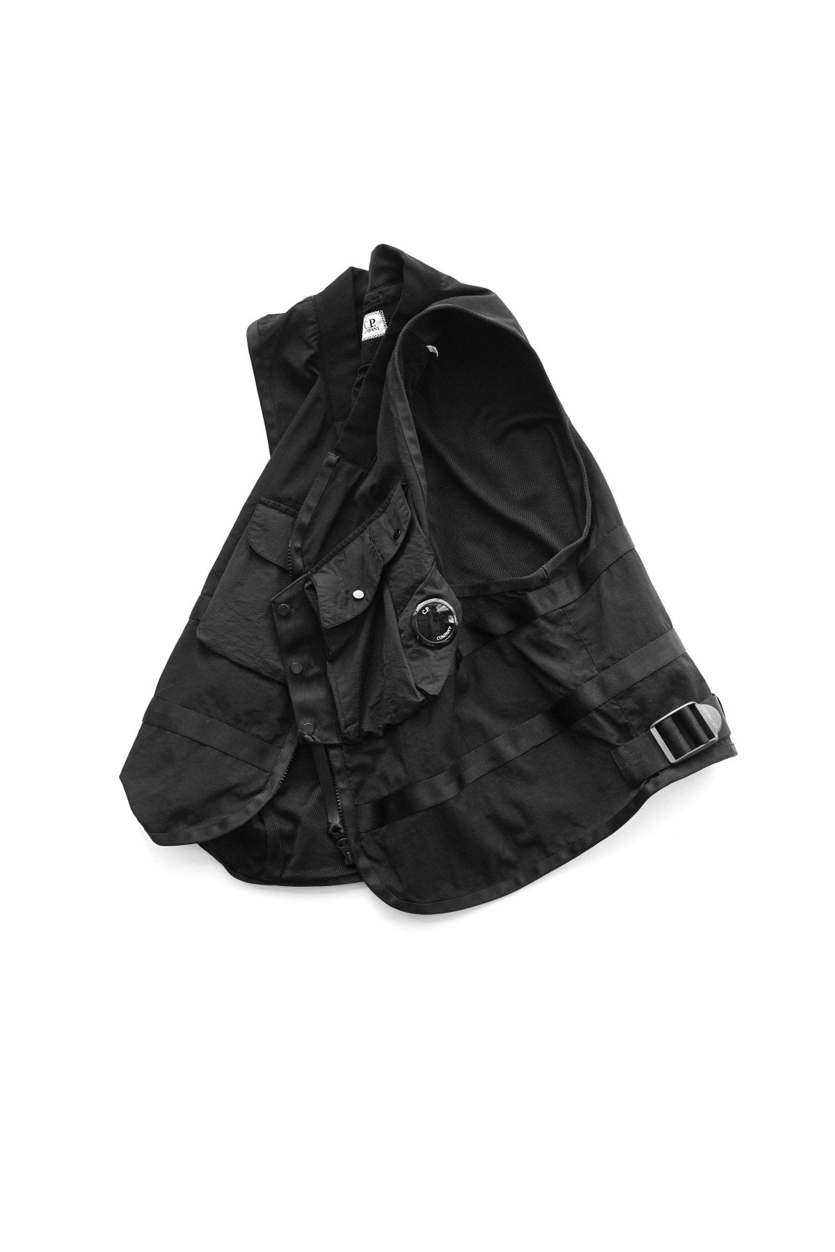 C.P. COMPANY - TAYLON P MIXED UTILITY VEST - BLACK