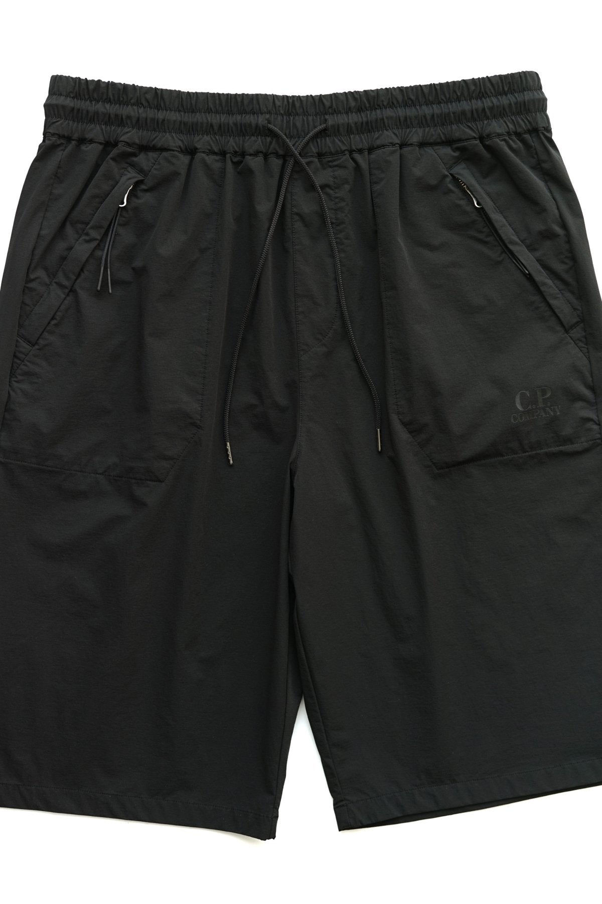 C.P. COMPANY - DYSHELL LOGO SHORTS - BLACK