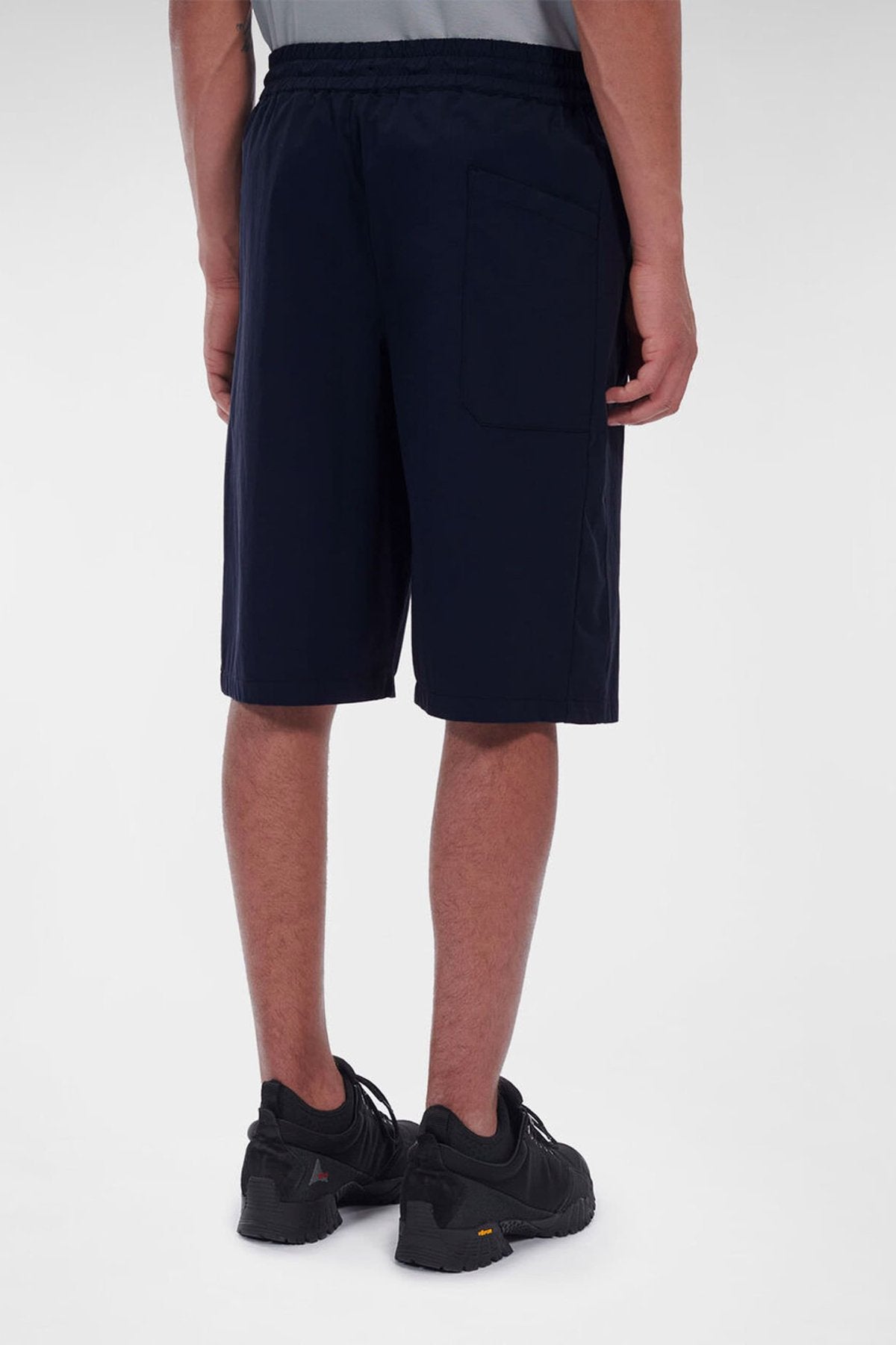 C.P. COMPANY - DYSHELL LOGO SHORTS - DARK SHADOW