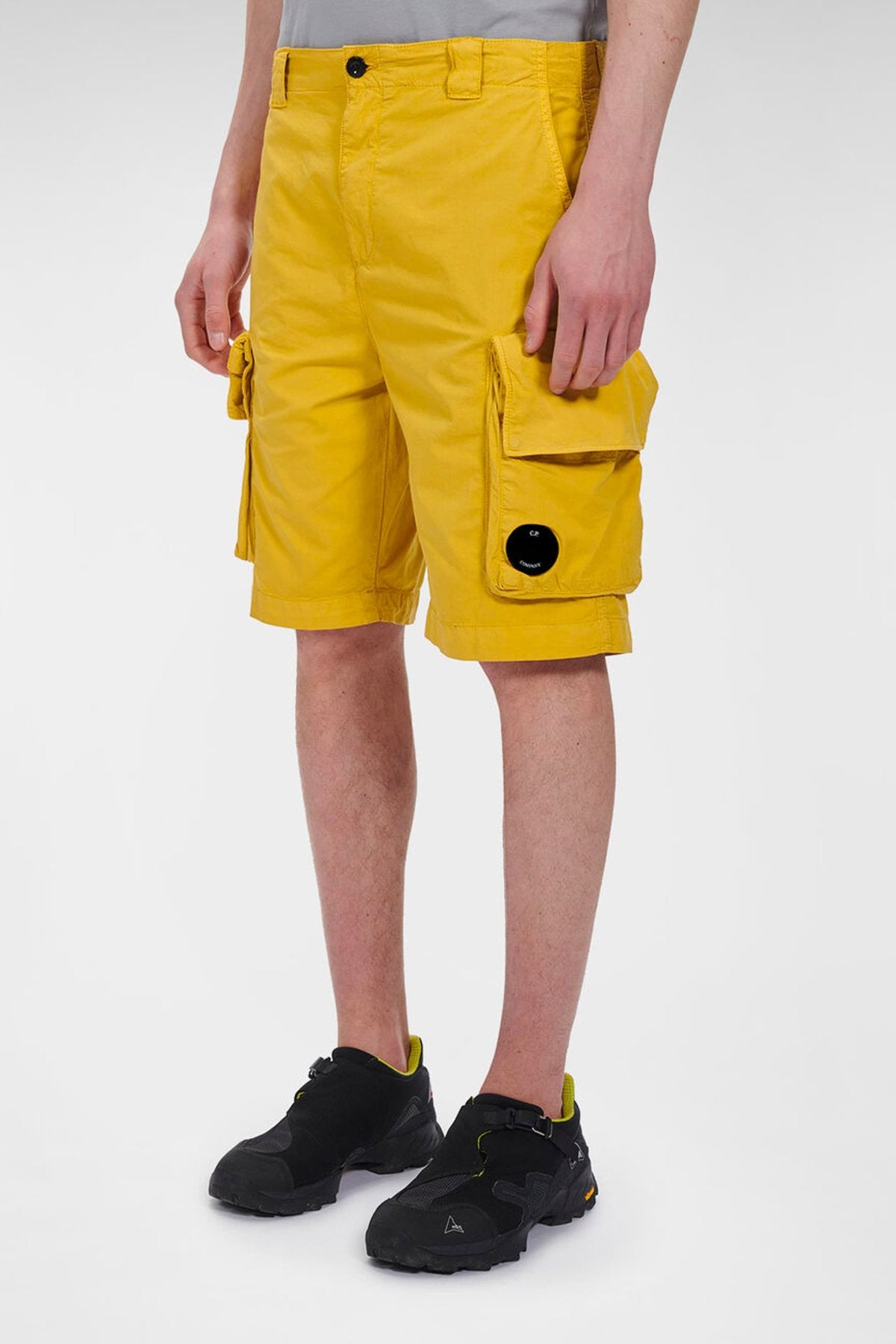 C.P. COMPANY - TWILL STRETCH UTILITY SHORTS - SENECA ROCK