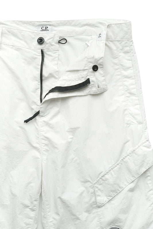 C.P. COMPANY - FLATT NYLON CARGO SHORTS - GAUZE WHITE