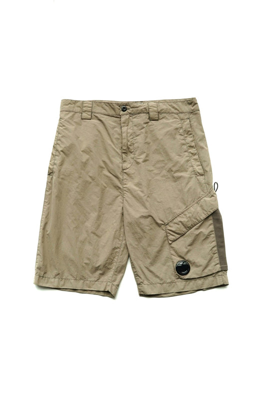 C.P. COMPANY - FLATT NYLON CARGO SHORTS - SENECA ROCK