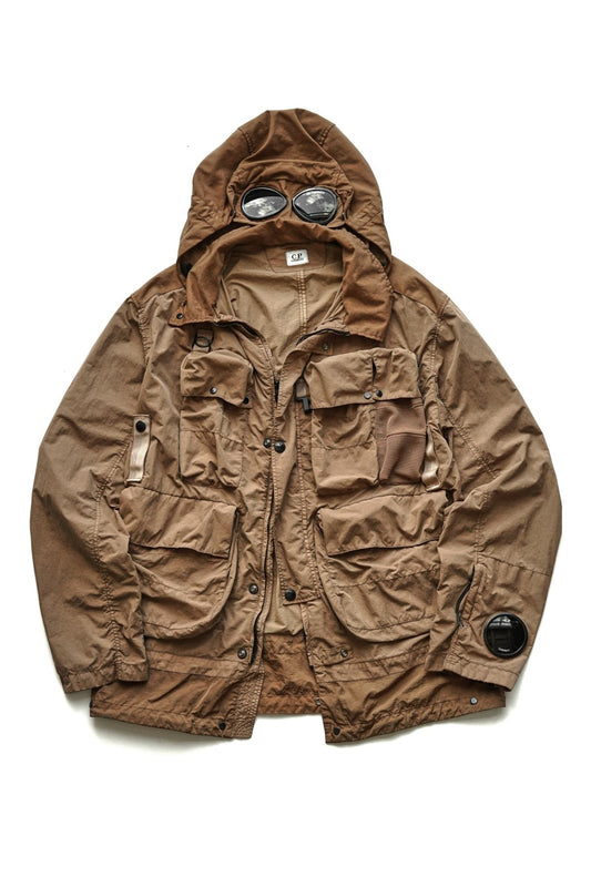 C.P. COMPANY - FLATT NYLON LA MILLE JACKET - FRIAR BROWN