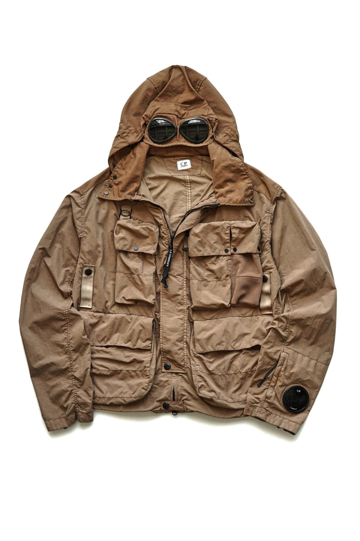 C.P. COMPANY - FLATT NYLON LA MILLE JACKET - FRIAR BROWN