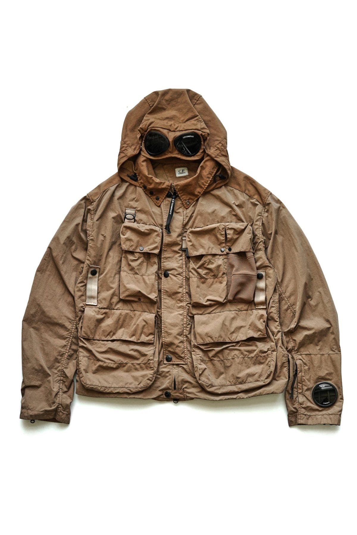 C.P. COMPANY - FLATT NYLON LA MILLE JACKET - FRIAR BROWN