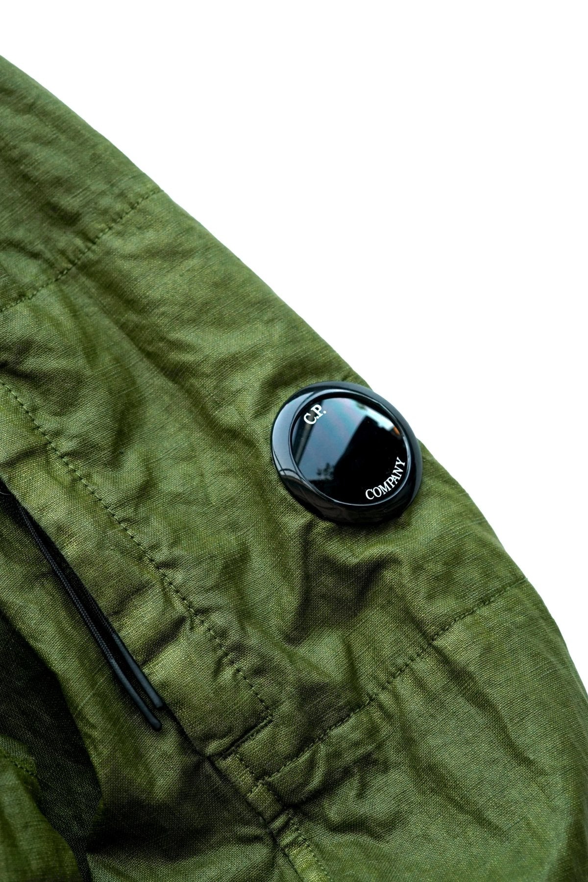 C.P. COMPANY - LINO WAX UTILITY JACKET - GREEN MOSS