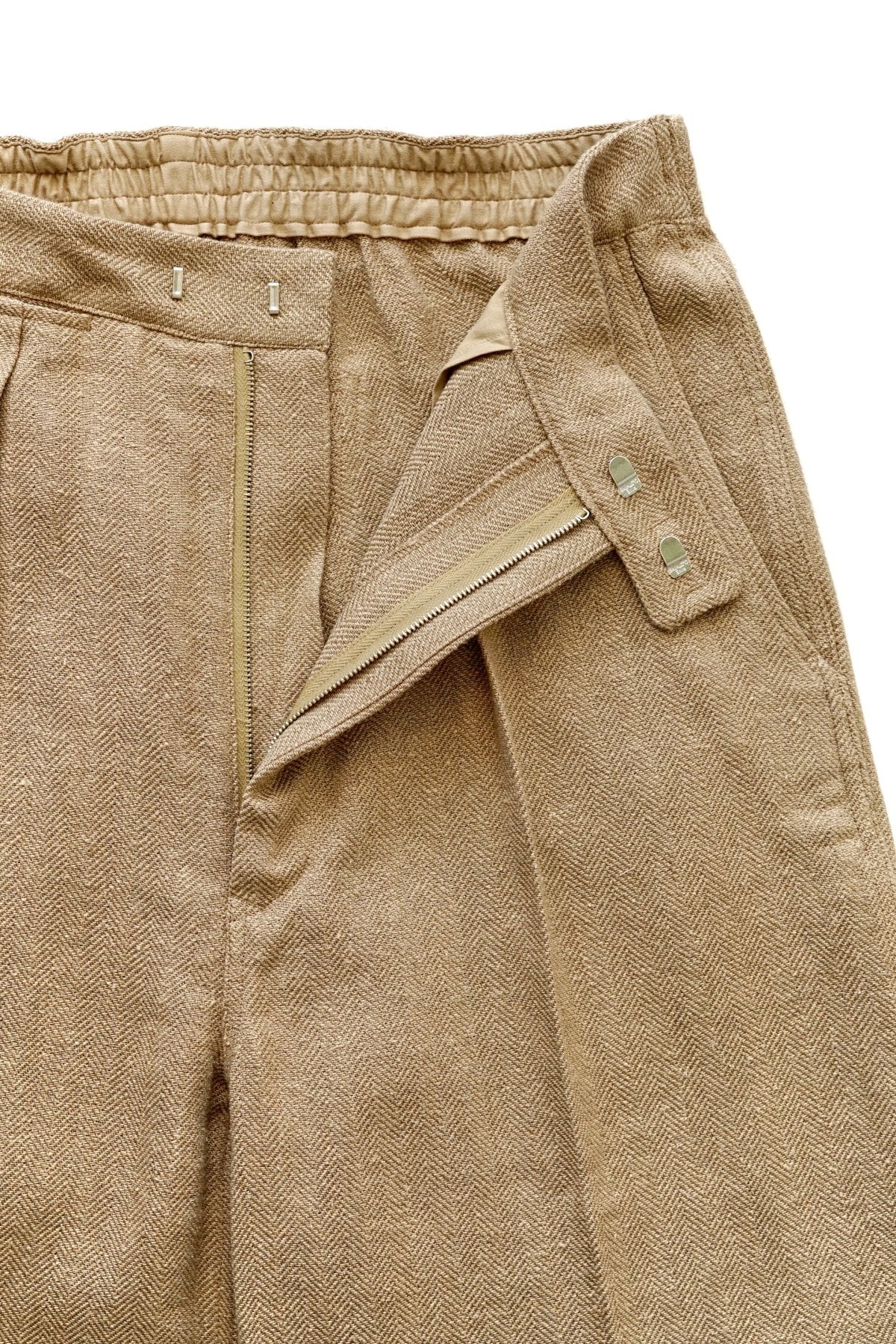 OLD JOE - GATHERING-WAIST SPORTING TROUSER - DUNE