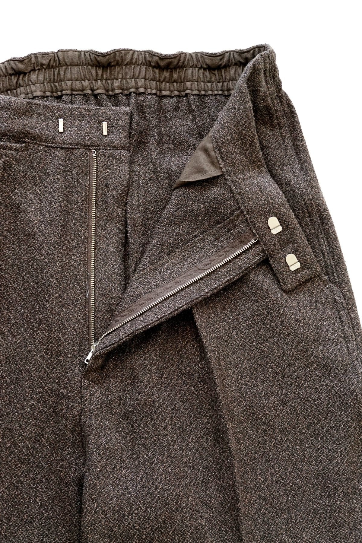 OLD JOE - GATHERING-WAIST SPORTING TROUSER - ESPRESSO