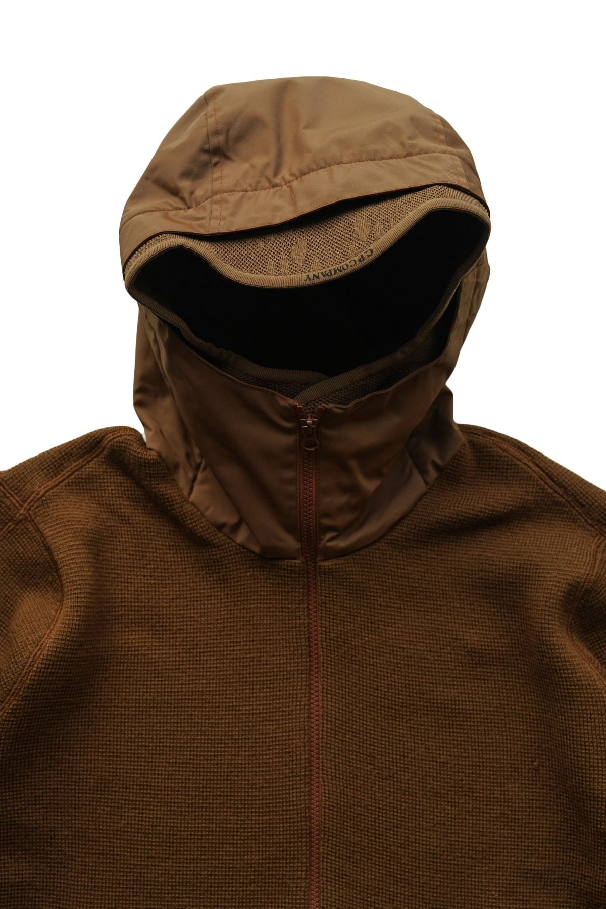 C.P. COMPANY - EXTRA FINE MERINO WOOL HOOD JUMPER - PARTRIDGE BROWN