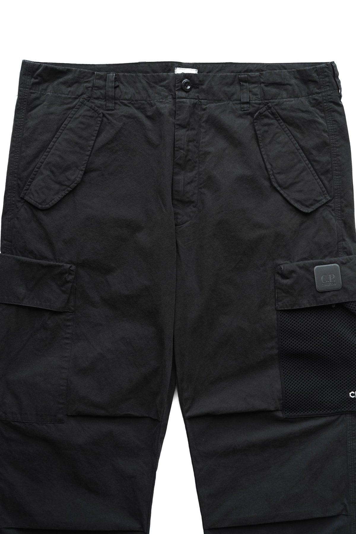 C.P. COMPANY - MICROREPS DIAMOND PEACH CARGO PANTS - BLACK