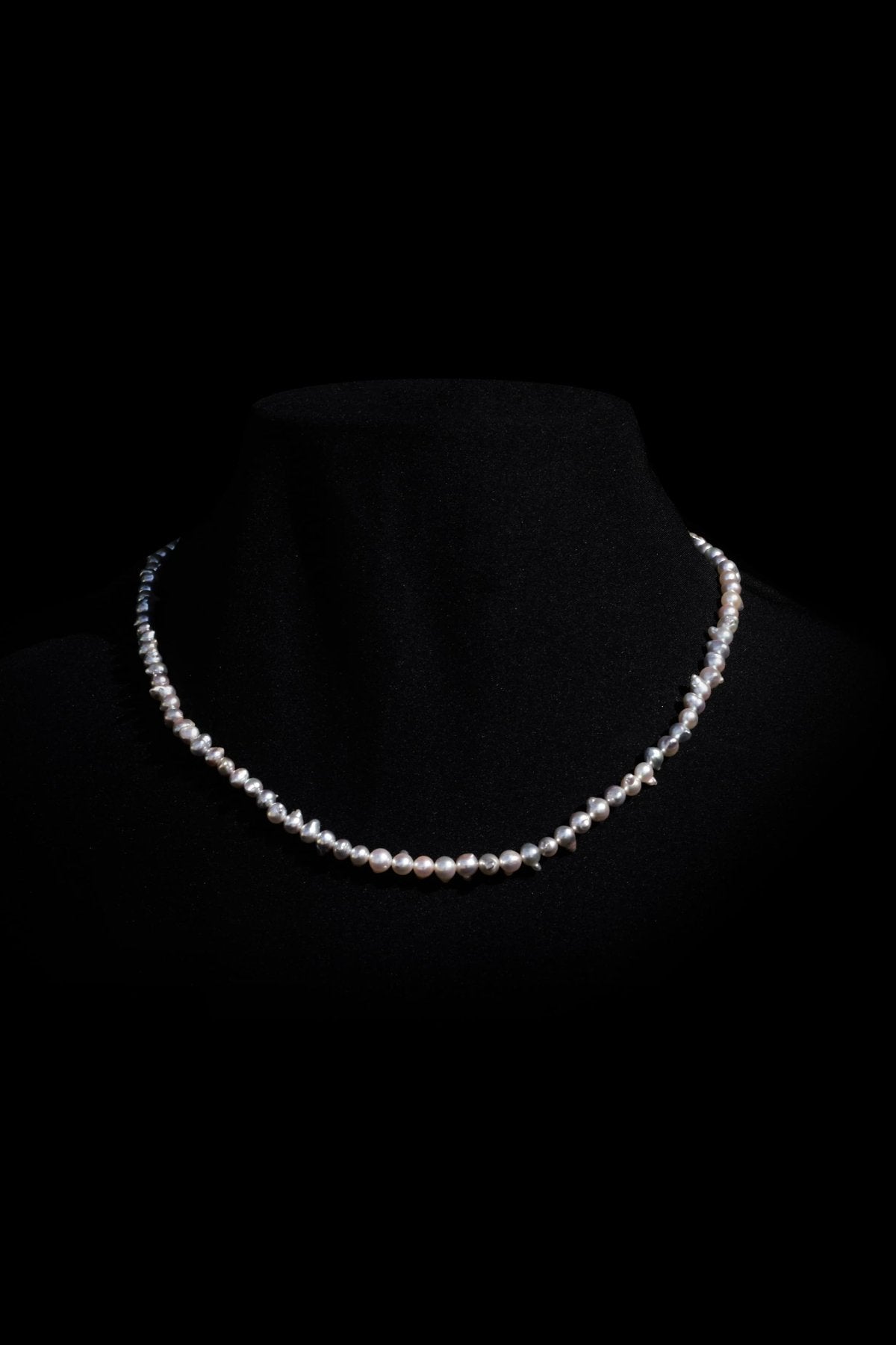 Mariko Tsuchiyama - Spiky Akoya pearl necklace