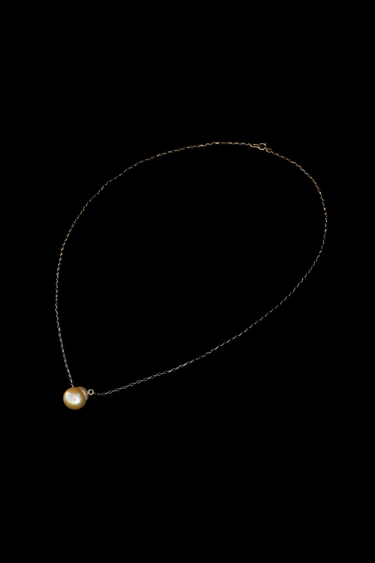 Mariko Tsuchiyama - Stud necklace - gold pearl