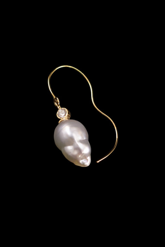 Mariko Tsuchiyama - White stones earring South Sea pearl (Single)