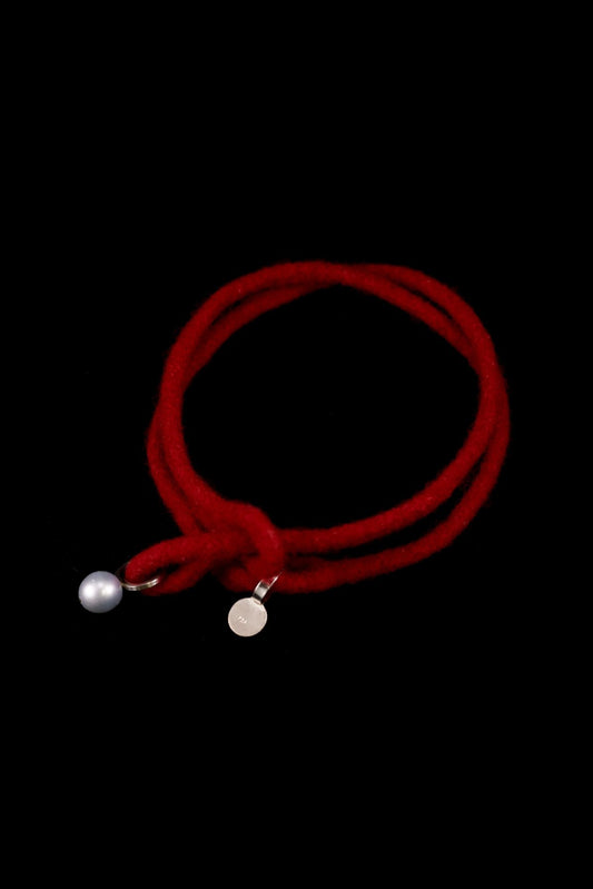 Mariko Tsuchiyama - Yarn necklace - red currant