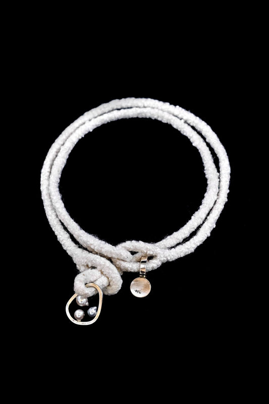 Mariko Tsuchiyama - Yarn necklace - Ivory