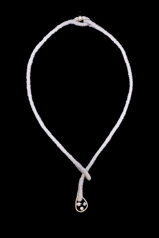 Mariko Tsuchiyama - Yarn necklace - Ivory