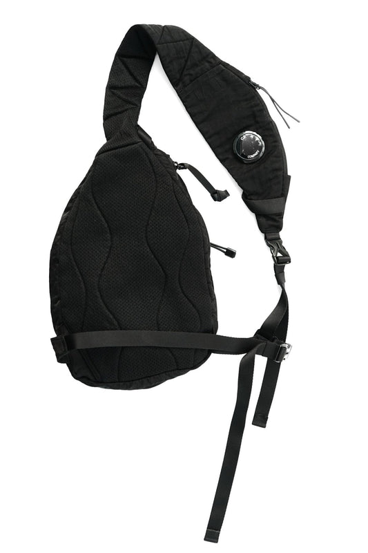 C.P. COMPANY - NYLON B CROSSBODY RUCKSACK - BLACK