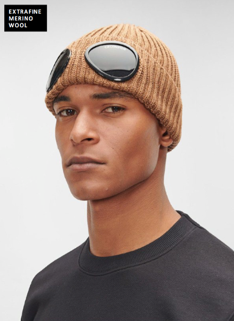 C.P. COMPANY - EXTRA FINE MERINO WOOL GOGGLE BEANIE - GAUZE WHITE